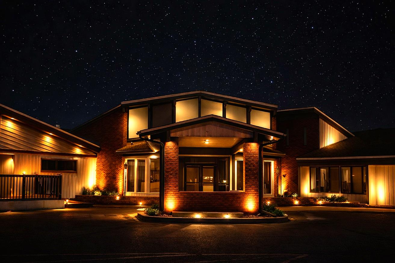 A warm welcome, day or night.
